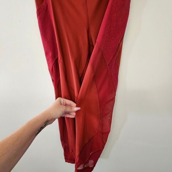 Lululemon Run Smoothly Crop Leggings - Picture 9 of 13